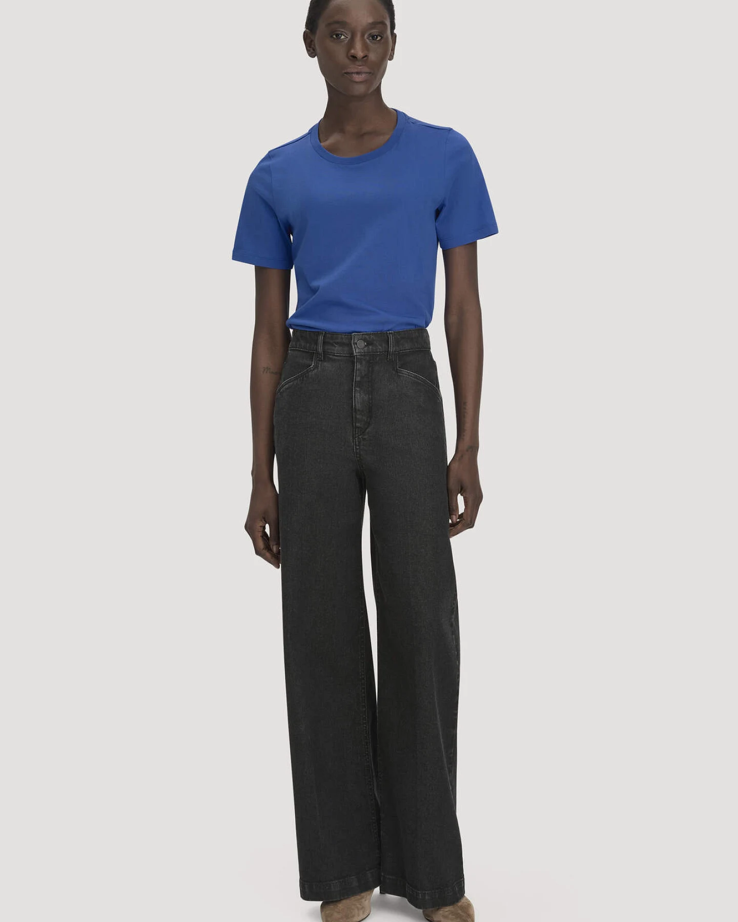 hessnatur Damen T-Shirt Regular aus Regenerative Organic Cotton (ROC) - blau - Größe 36 – Ansicht 2