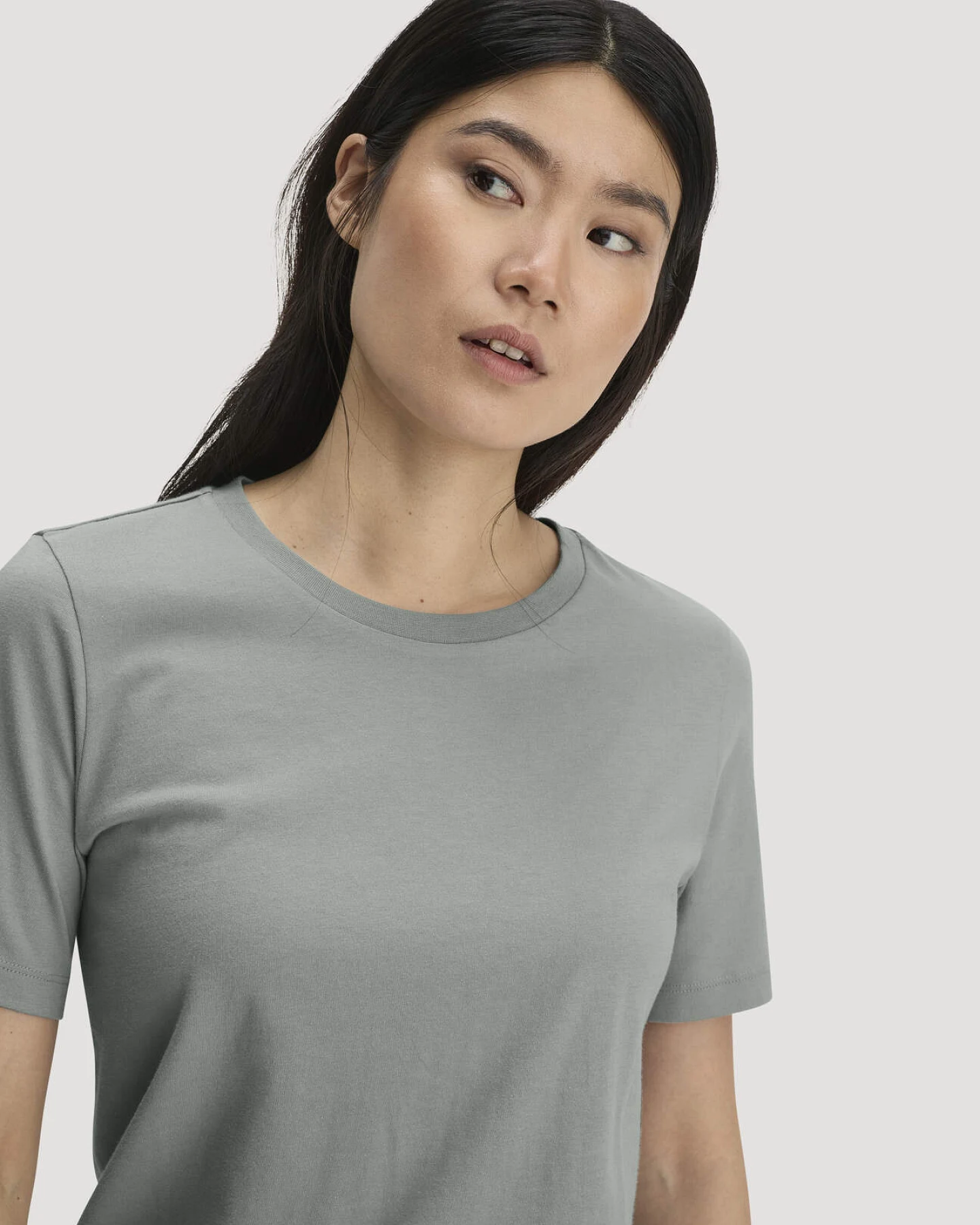 hessnatur Damen T-Shirt Regular aus Regenerative Organic Cotton (ROC) - blau - Größe 48 – Ansicht 4