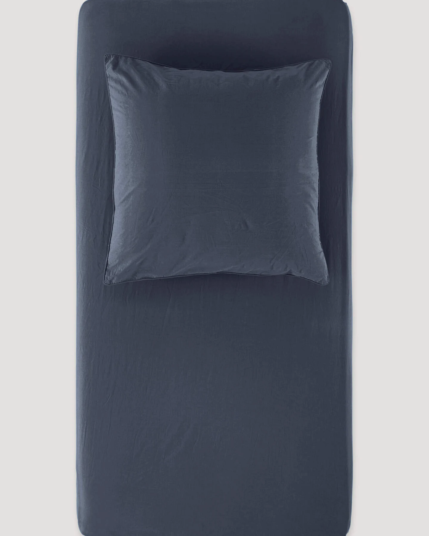 hessnatur Perkal Spannbettlaken aus Bio-Baumwolle - blau - Größe 90-100x200 cm – Ansicht 2