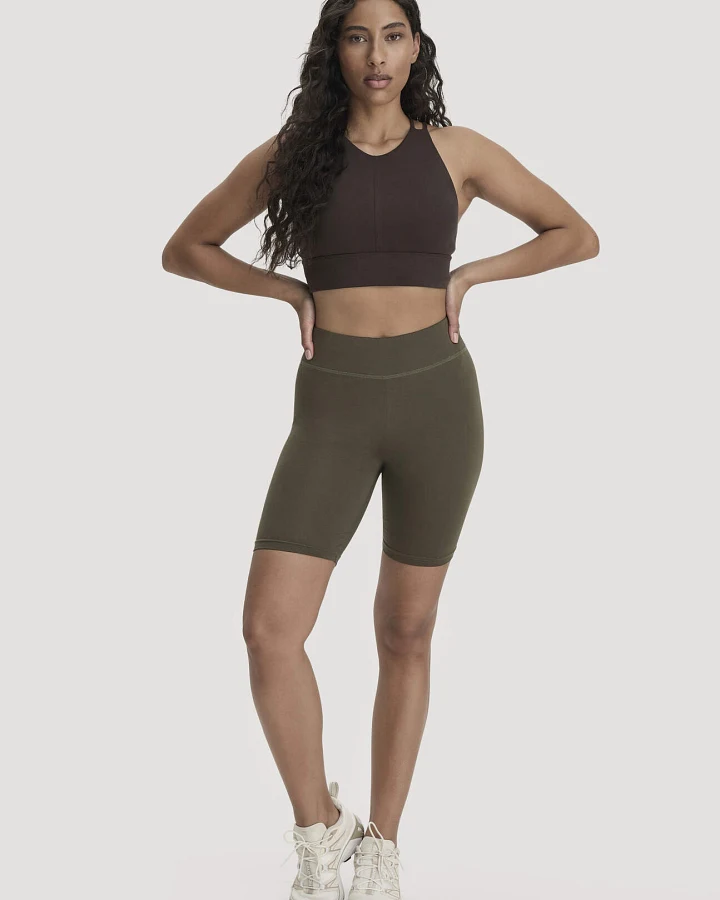 hessnatur Loungewear Shorts Fitted ACTIVE LIGHT aus Bio-Baumwolle - grün - Größe L/l