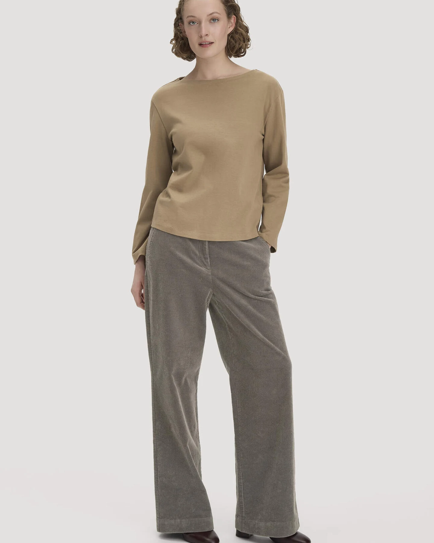 hessnatur Damen Heavy Jersey Longsleeve Relaxed aus Bio-Baumwolle - braun - Größe 36 – Ansicht 2