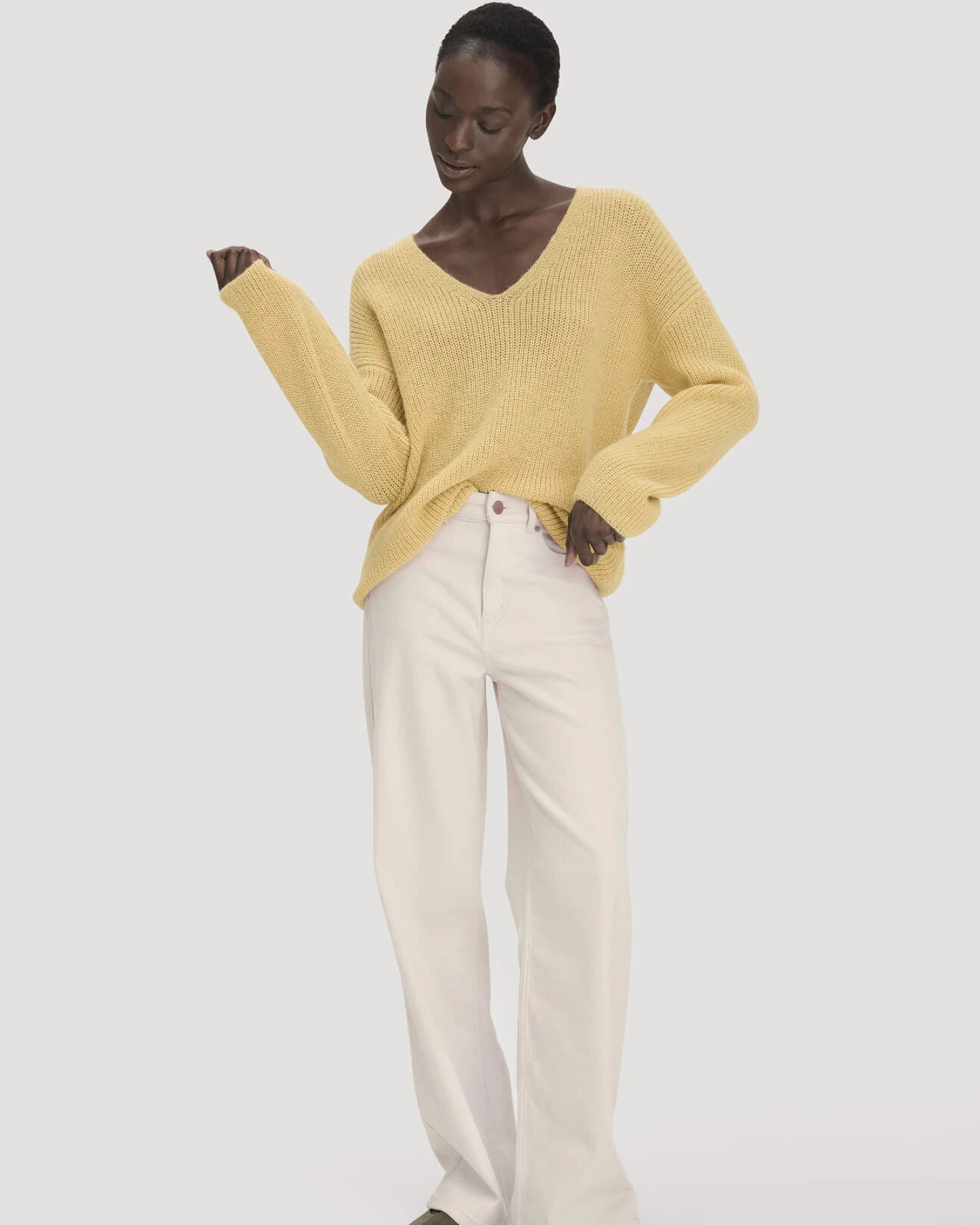 hessnatur Damen Strick Pullover Relaxed aus Alpaka - gelb - Größe M – Ansicht 2