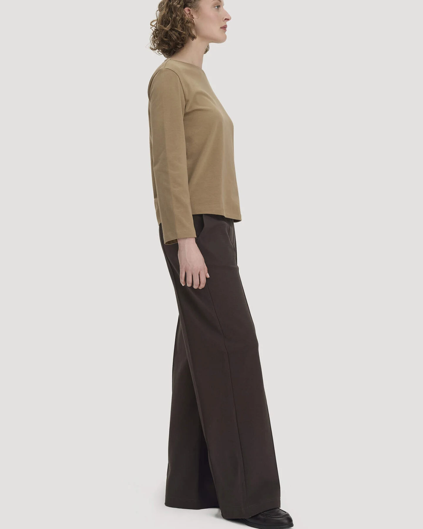 hessnatur Damen Hose Wide Leg Relaxed aus Bio-Baumwolle - braun - Größe 34 – Ansicht 4