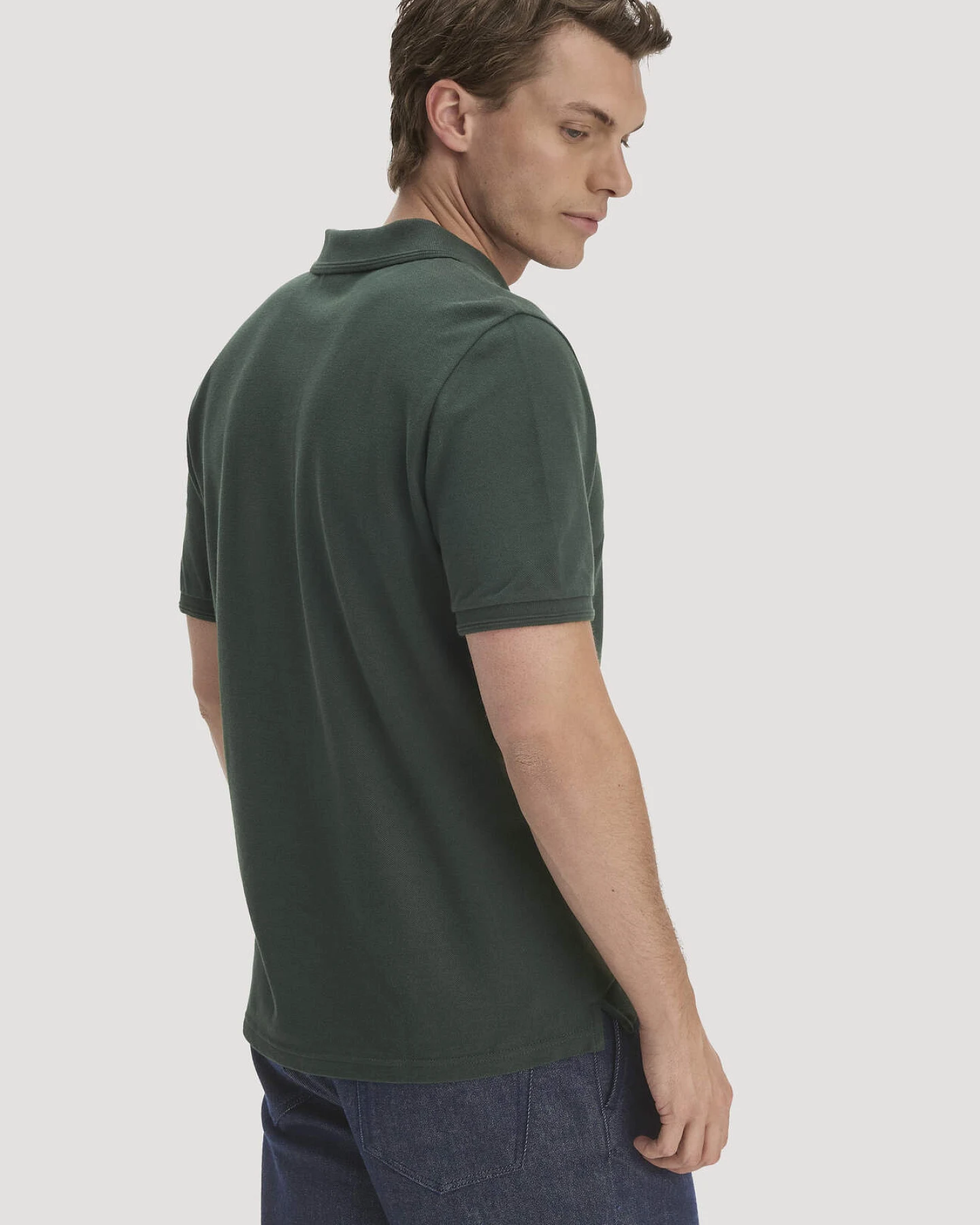 hessnatur Herren Piqué Polo Regular aus Bio-Baumwolle - grün - Größe 46 – Ansicht 3
