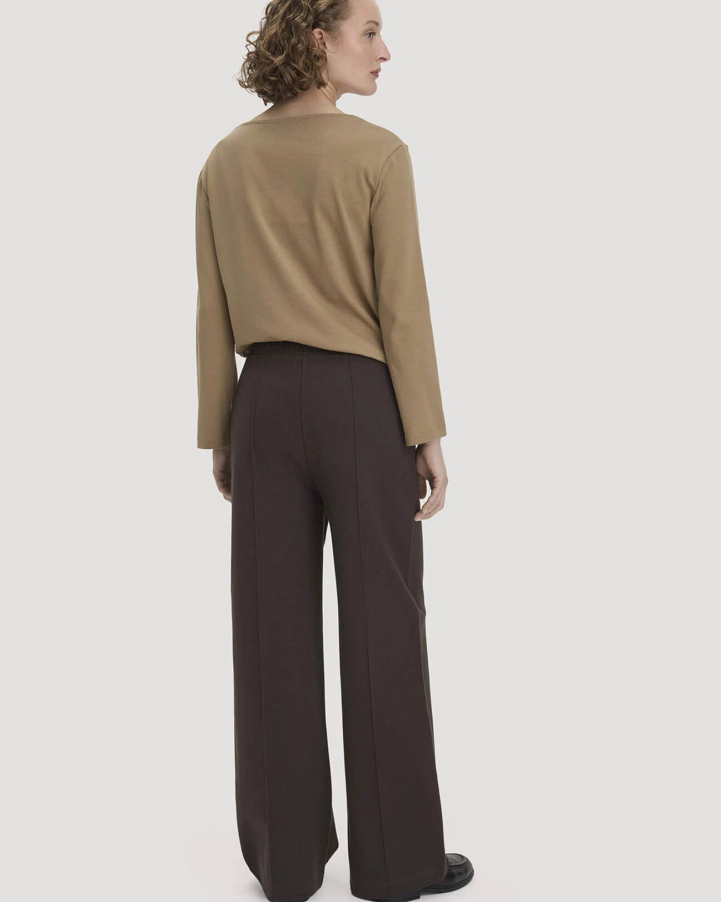 hessnatur Damen Hose Wide Leg Relaxed aus Bio-Baumwolle - braun - Größe 36 – Ansicht 2