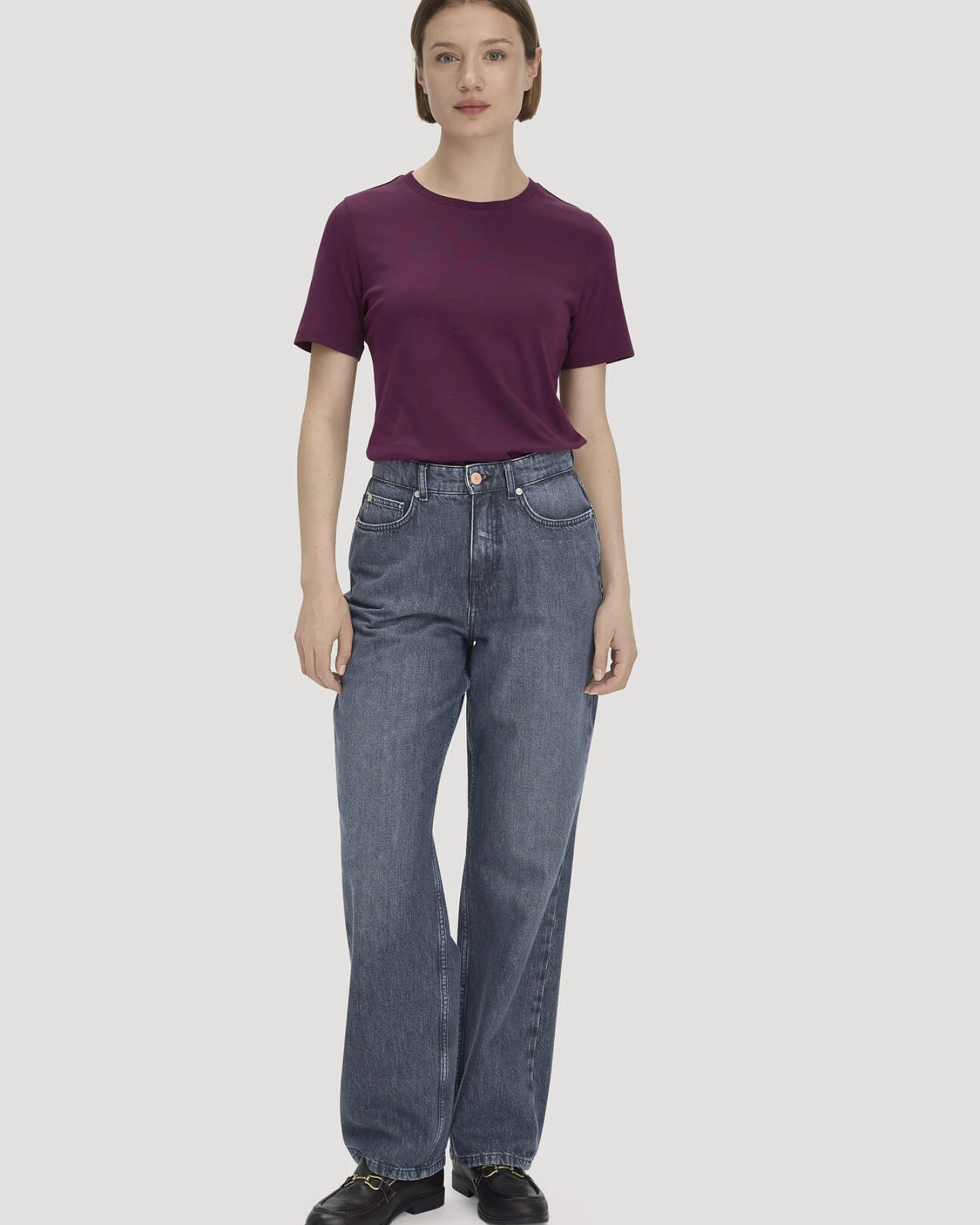 hessnatur Damen T-Shirt Regular aus Regenerative Organic Cotton (ROC) - rot - Größe 40 – Ansicht 2