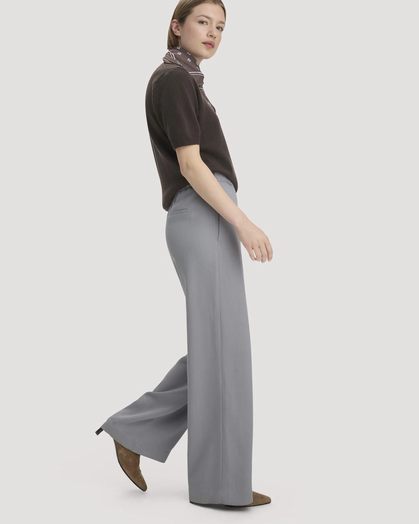 hessnatur Damen Gewebe Hose Wide Leg aus TENCEL™ Lyocell - blau - Größe 40 – Ansicht 4