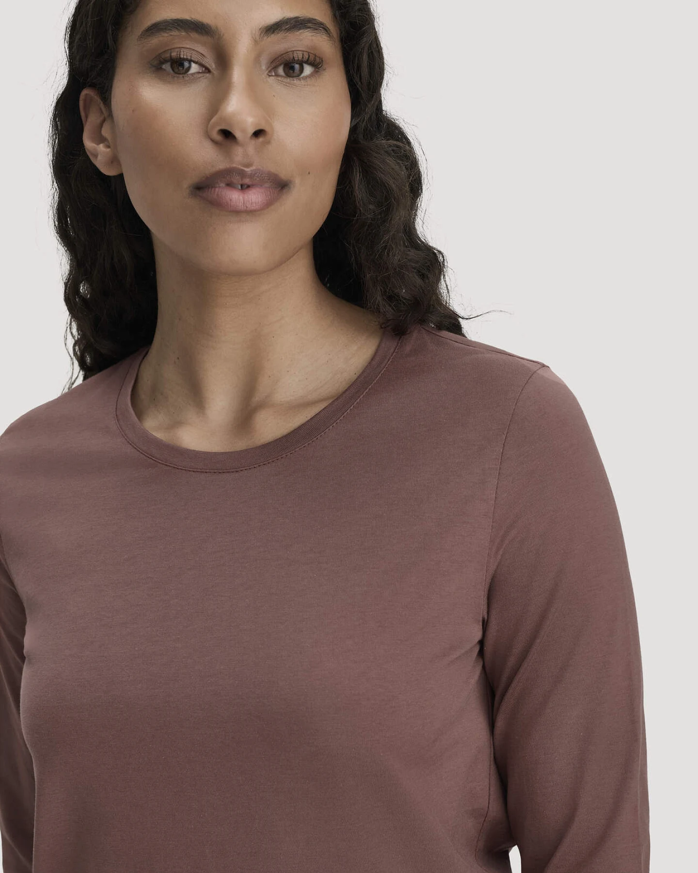 hessnatur Damen Schlaf Shirt PURE COTTON aus Bio-Baumwolle - braun - Größe 34 – Ansicht 2
