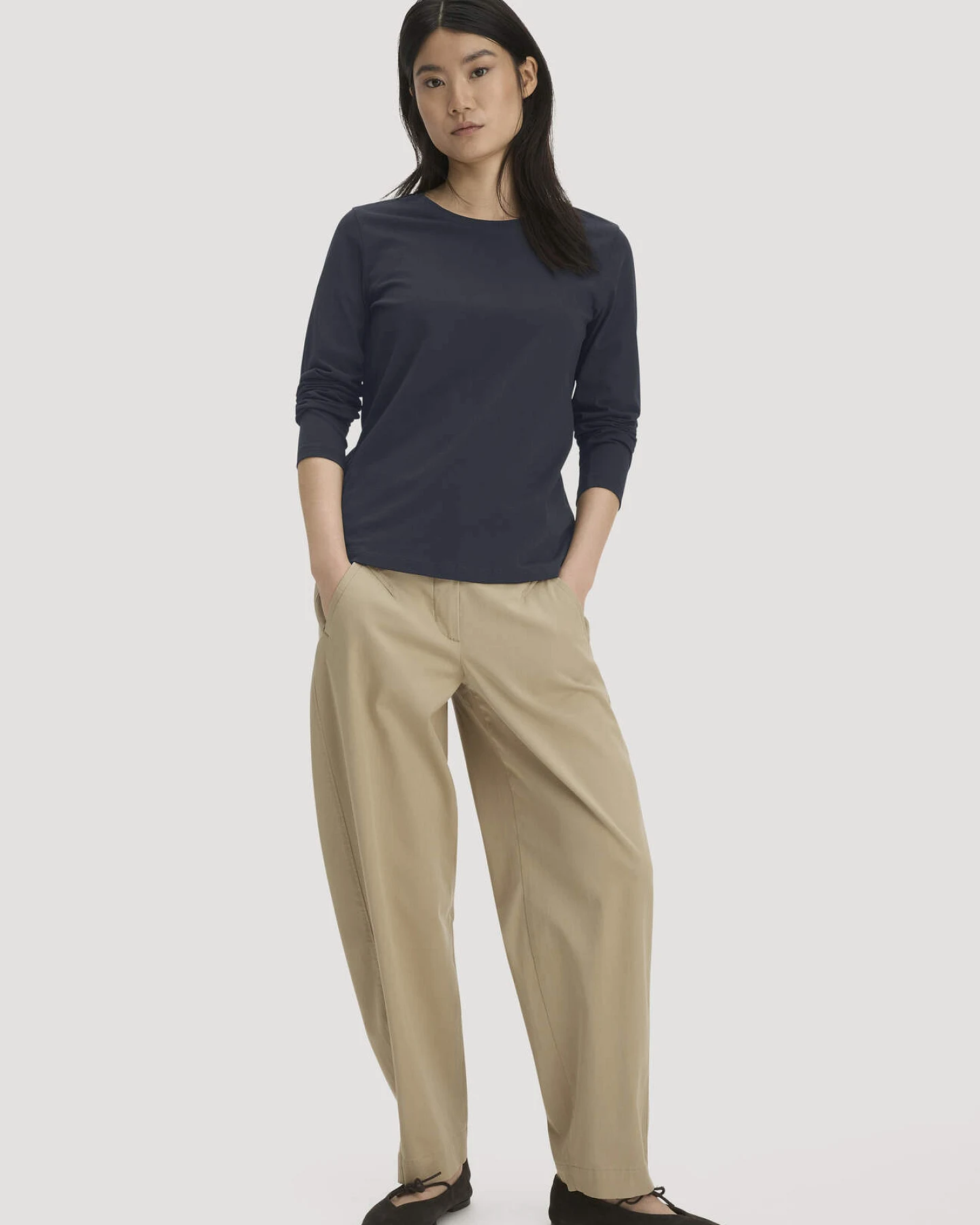 hessnatur Damen Longsleeve Relaxed aus Regenerative Organic Cotton (ROC) - blau - Größe 42 – Ansicht 2