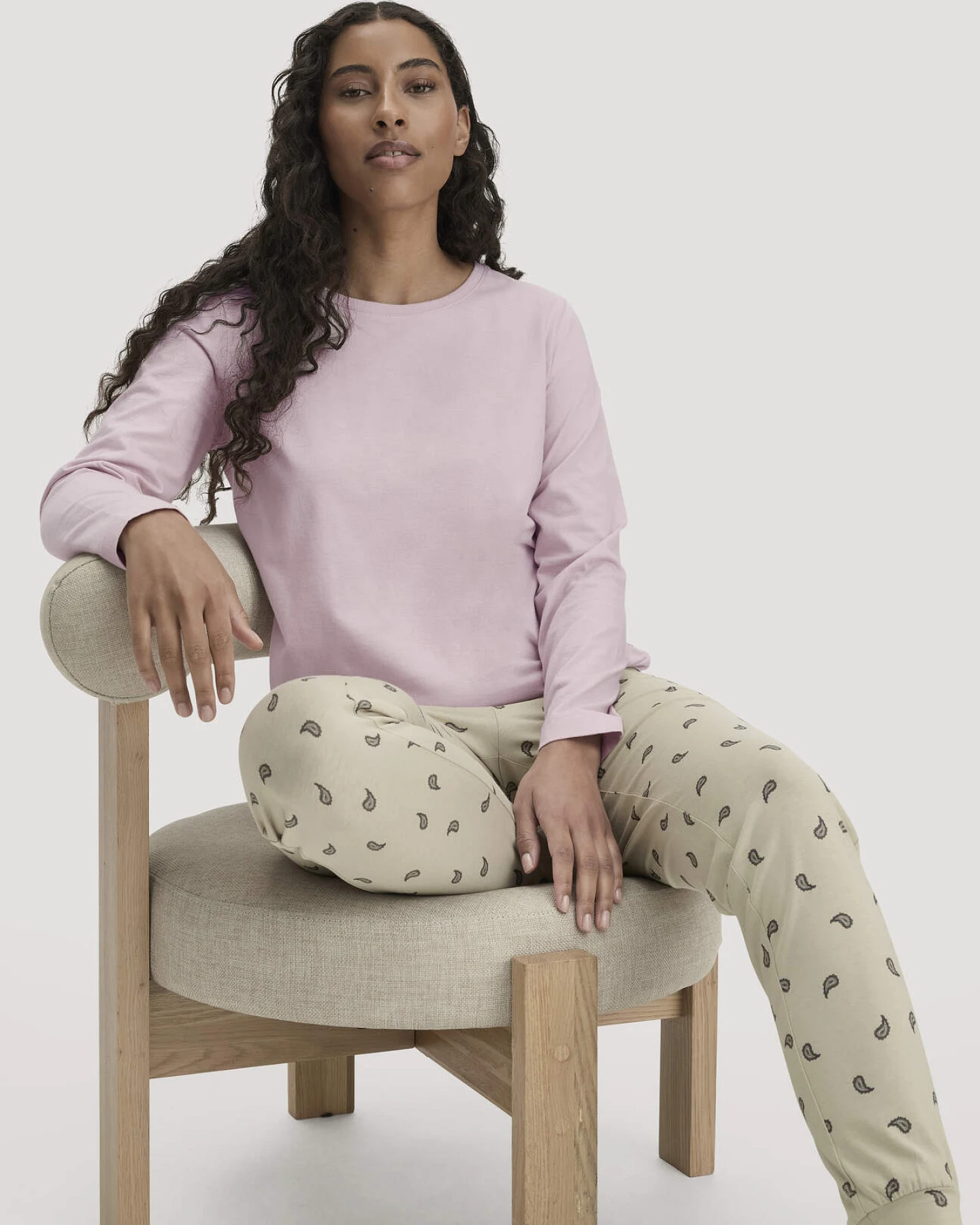 hessnatur Damen Pyjama Regular PURE COTTON aus Bio-Baumwolle - rosa - Größe 42 – Ansicht 3