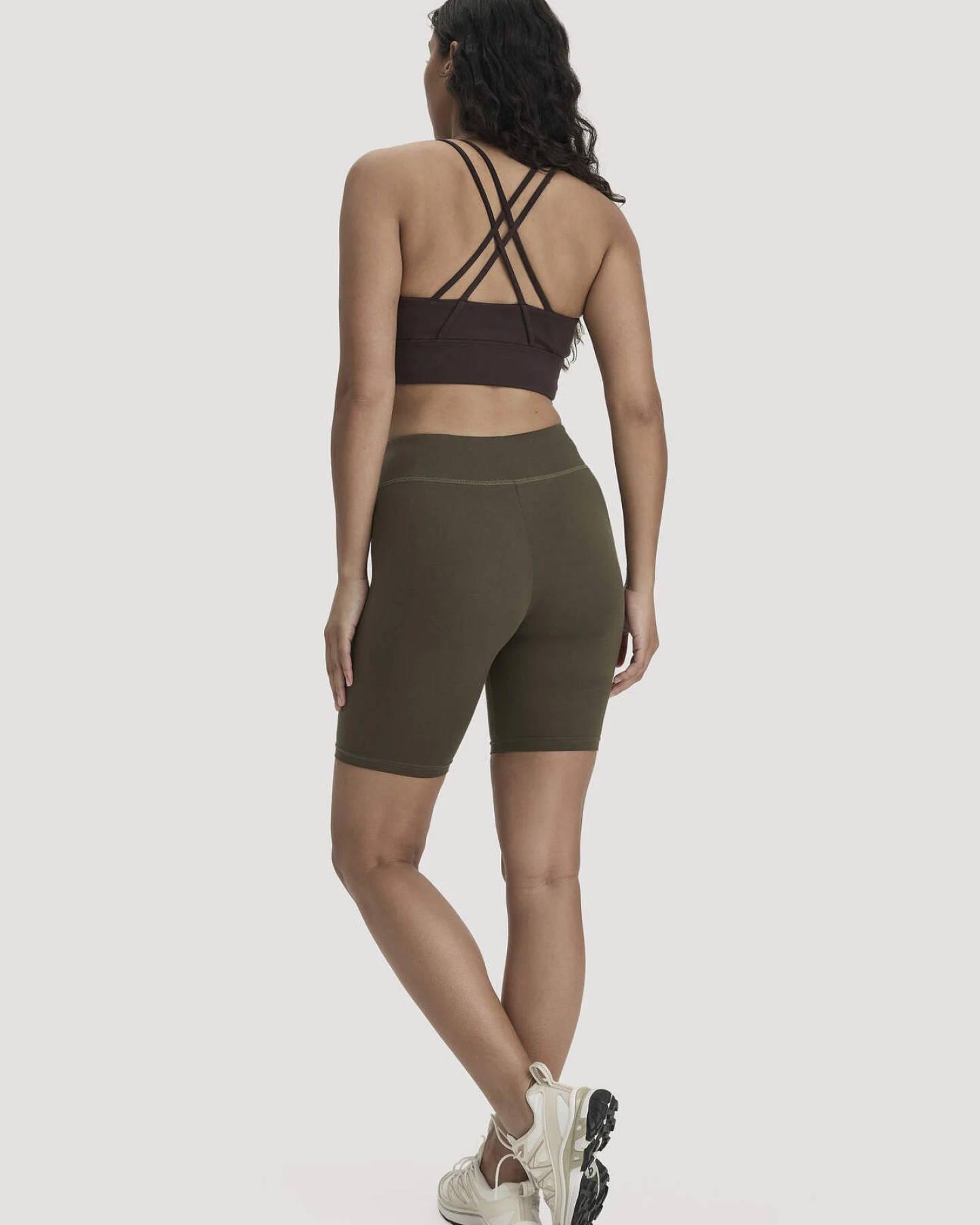 hessnatur Loungewear Shorts Fitted ACTIVE LIGHT aus Bio-Baumwolle - grün - Größe M/k – Ansicht 2