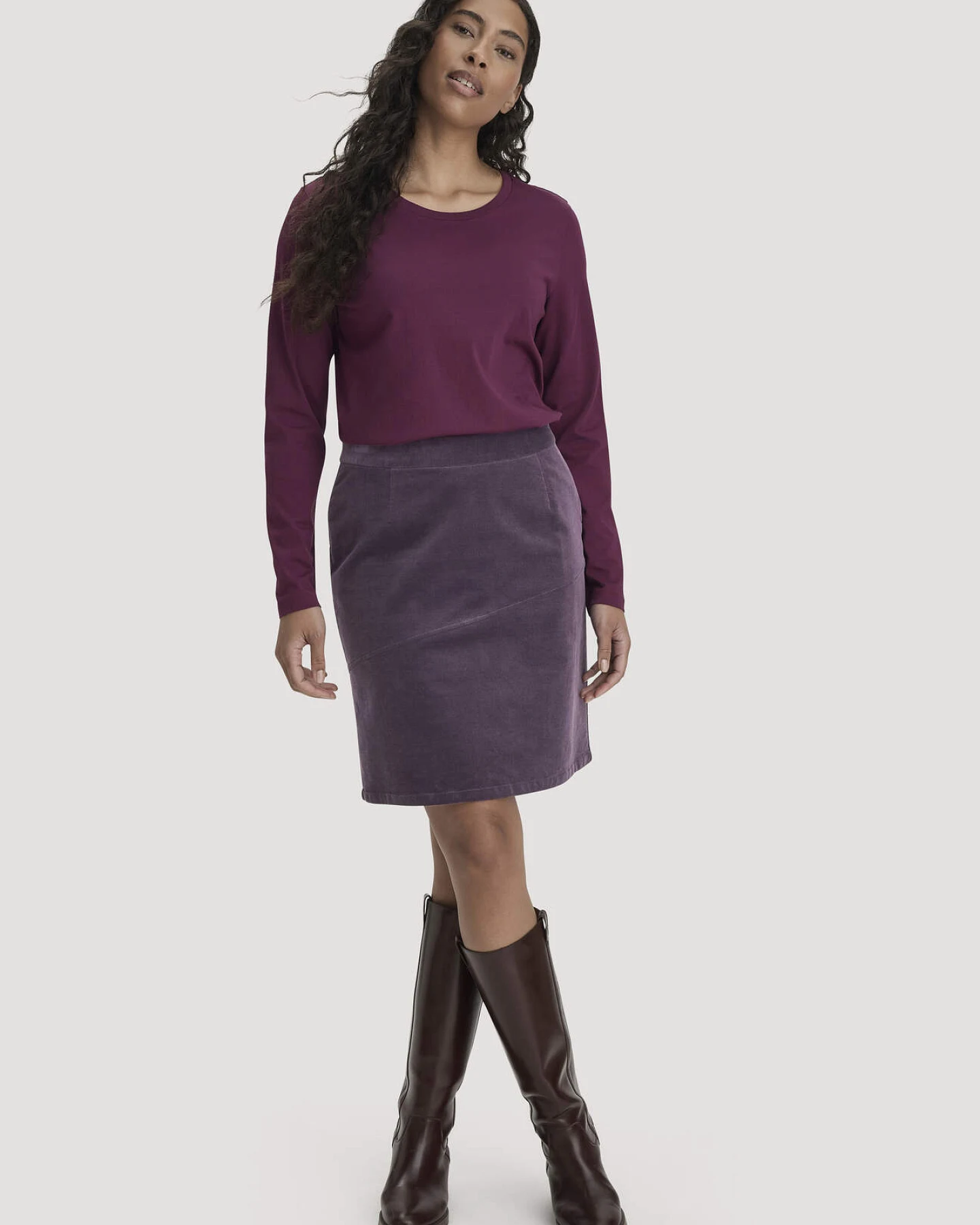 hessnatur Damen Longsleeve Relaxed aus Regenerative Organic Cotton (ROC) - rot - Größe 34 – Ansicht 2