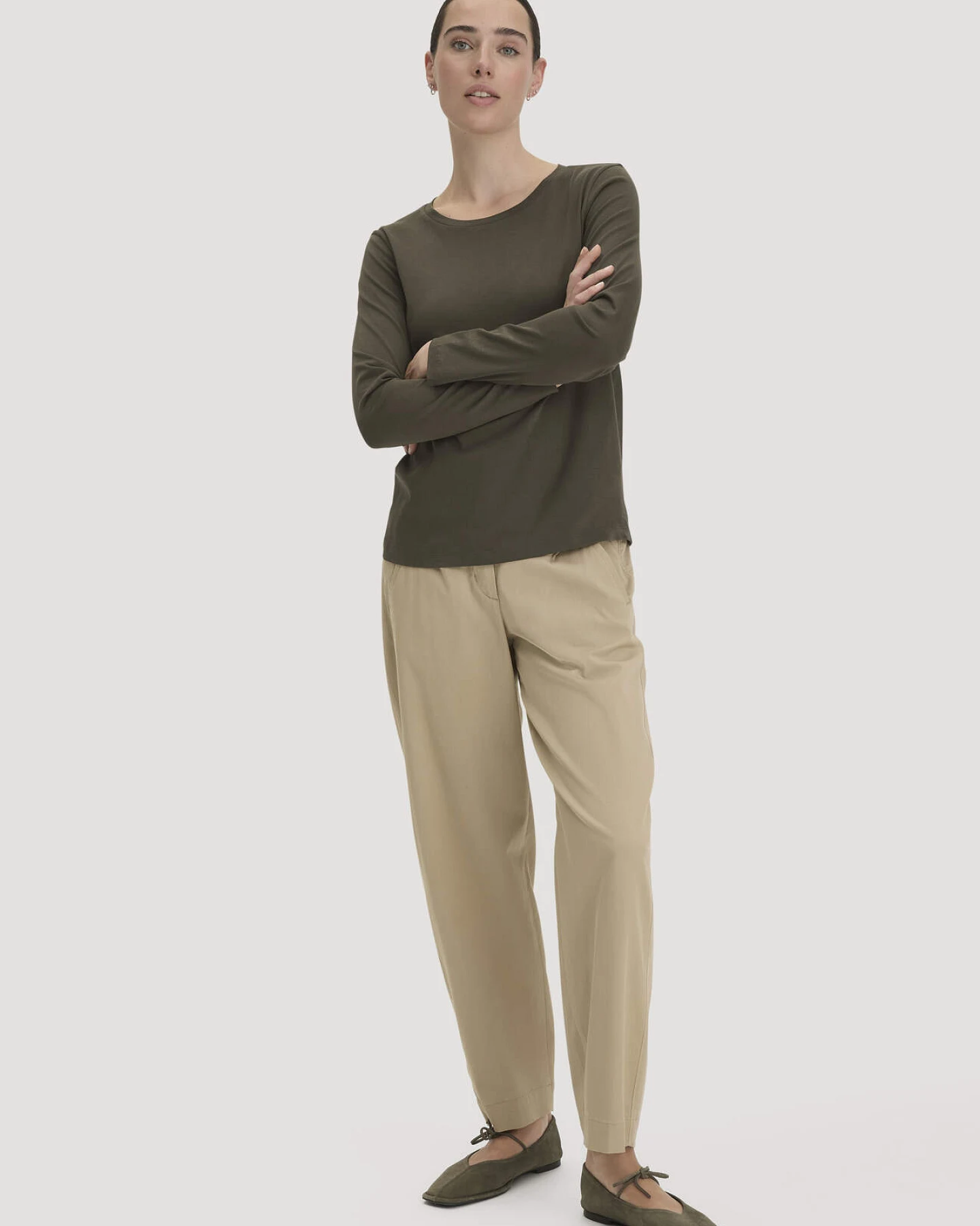 hessnatur Damen Longsleeve Relaxed aus Regenerative Organic Cotton (ROC) - grün - Größe 34 – Ansicht 2