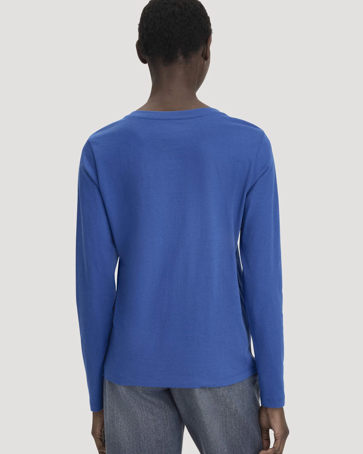 hessnatur Damen Longsleeve Relaxed aus Regenerative Organic Cotton (ROC) - blau - Größe 34 – Ansicht 3