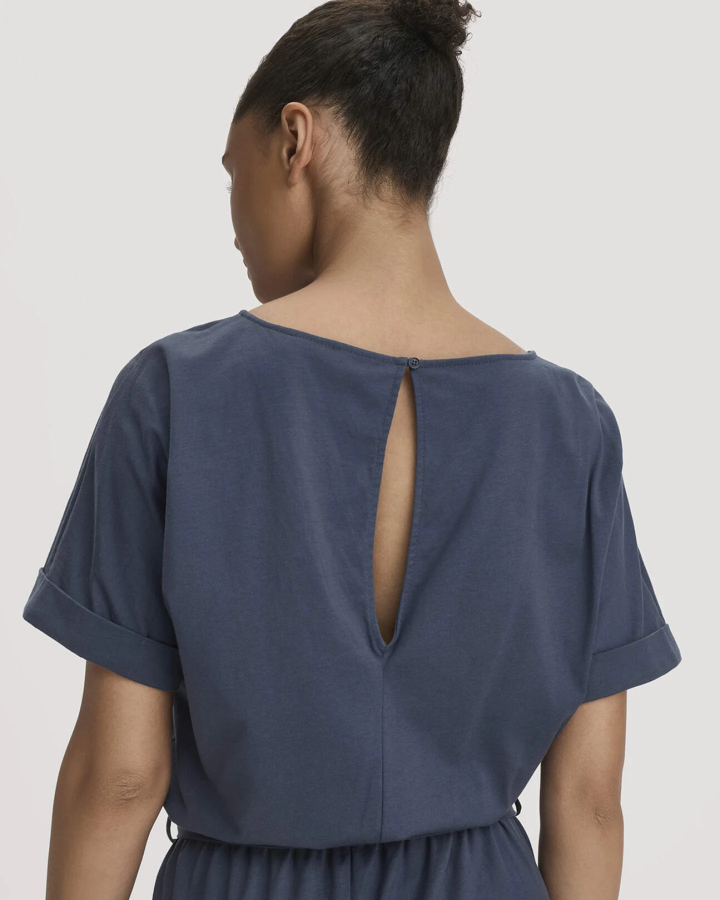 hessnatur Damen Jersey Jumpsuit Regular aus Bio-Baumwolle - blau - Größe 42 – Ansicht 3