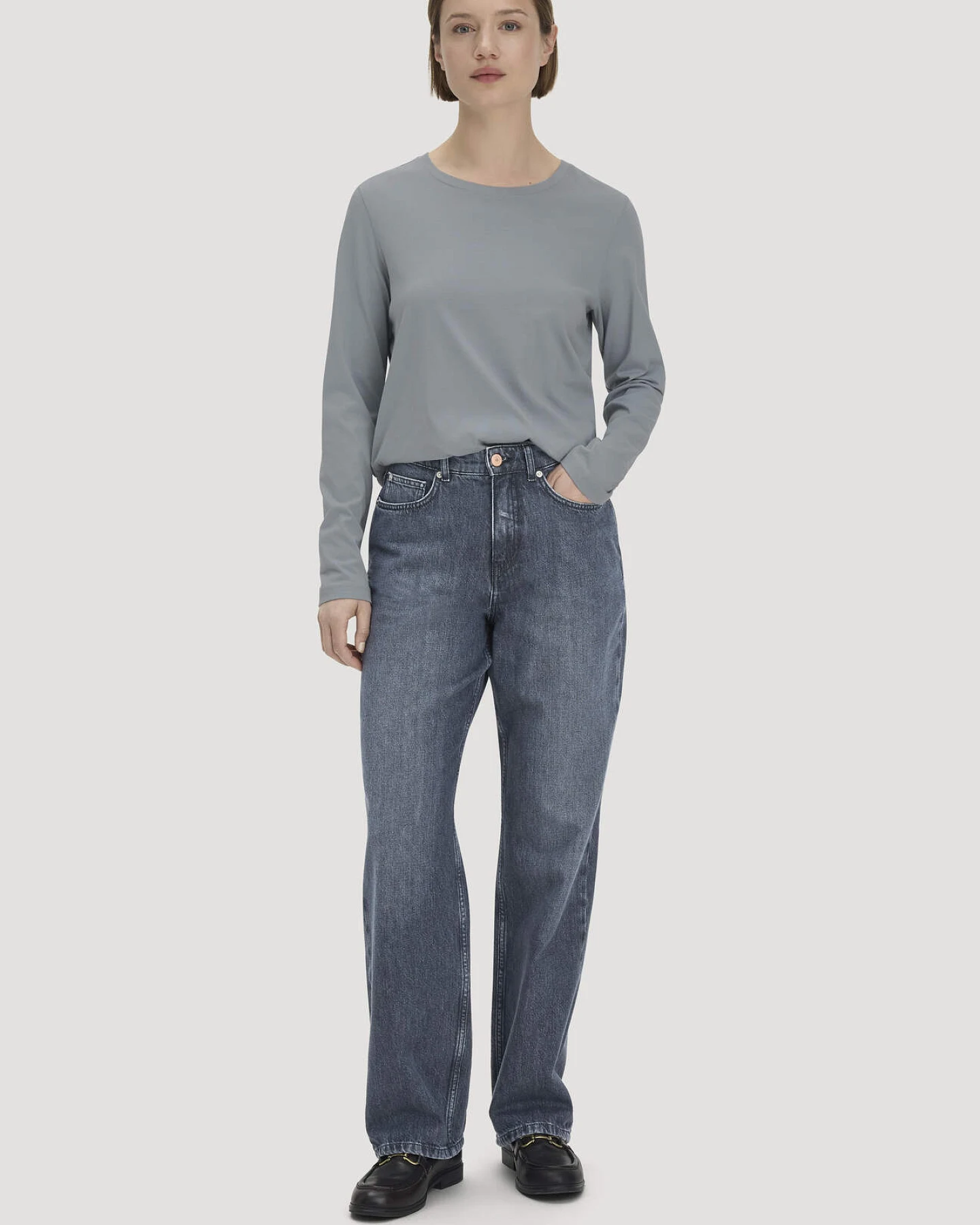 hessnatur Damen Longsleeve Relaxed aus Regenerative Organic Cotton (ROC) - blau - Größe 38 – Ansicht 2