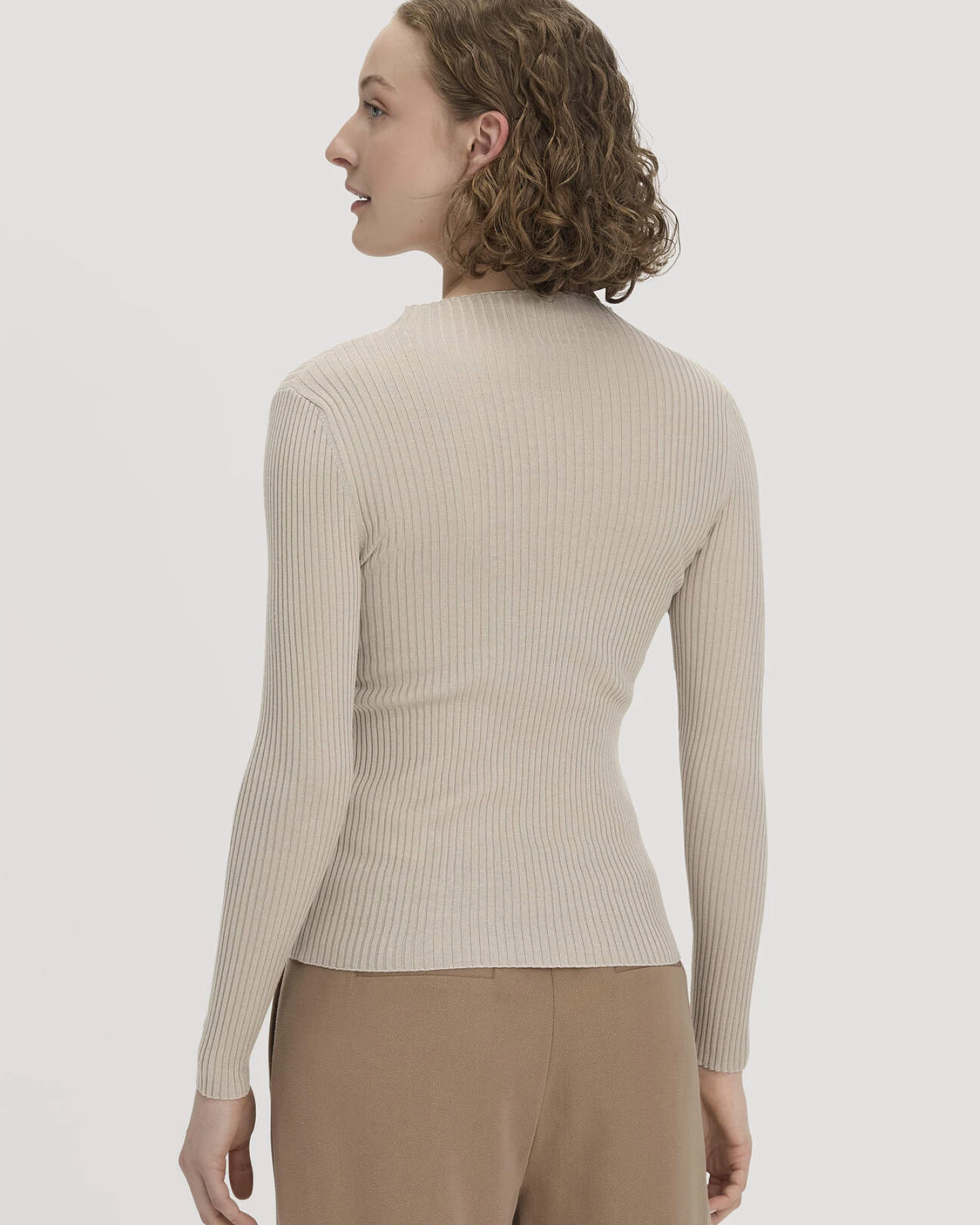 hessnatur Damen Strick Pullover Fitted aus TENCEL™ Lyocell mit Bio-Baumwolle - beige - Größe L – Ansicht 3