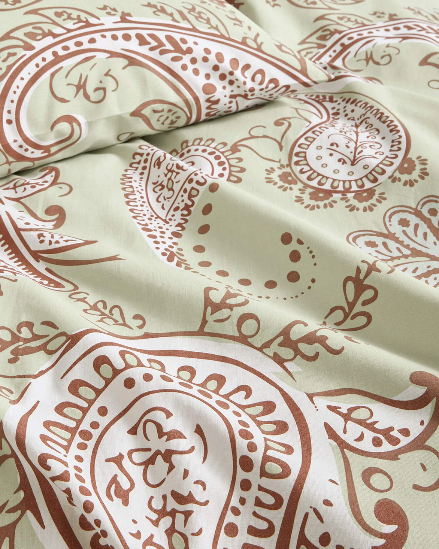 hessnatur Perkal Bettwäsche Set AMINA aus Bio-Baumwolle - grün - Größe 155x220 / 80x80 cm – Ansicht 4