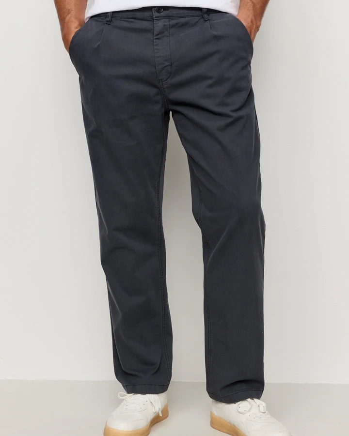 Recolution Herren vegan Chinos Eiche Dunkelgrau