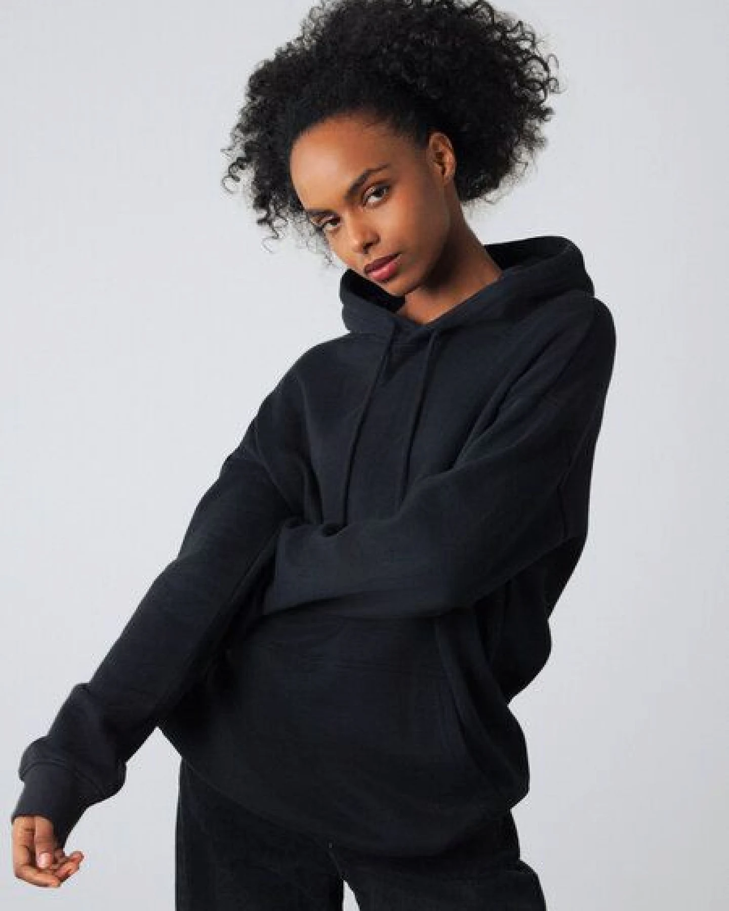 Honest Basics Schwerer Hoodie – Ansicht 2
