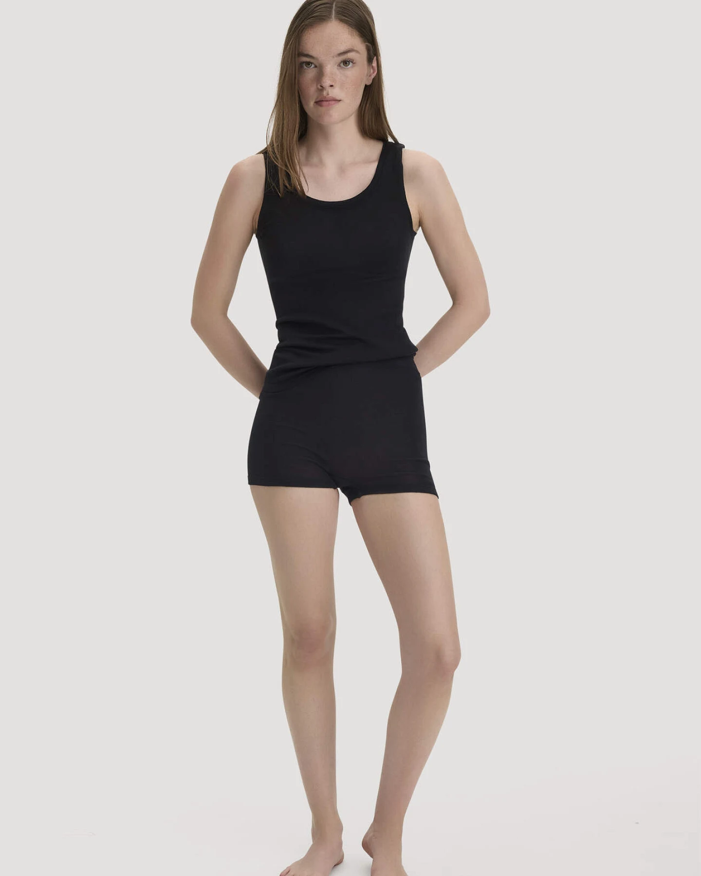 hessnatur Damen Panty PURE FUNCTION aus Bio-Merinowolle mit Seide - schwarz - Größe 42 – Ansicht 2