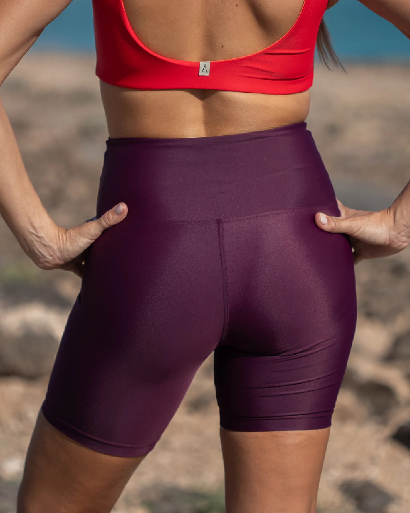 Inaska Damen vegan Shorts High Waist Radler Chill Berries Berry – Ansicht 2