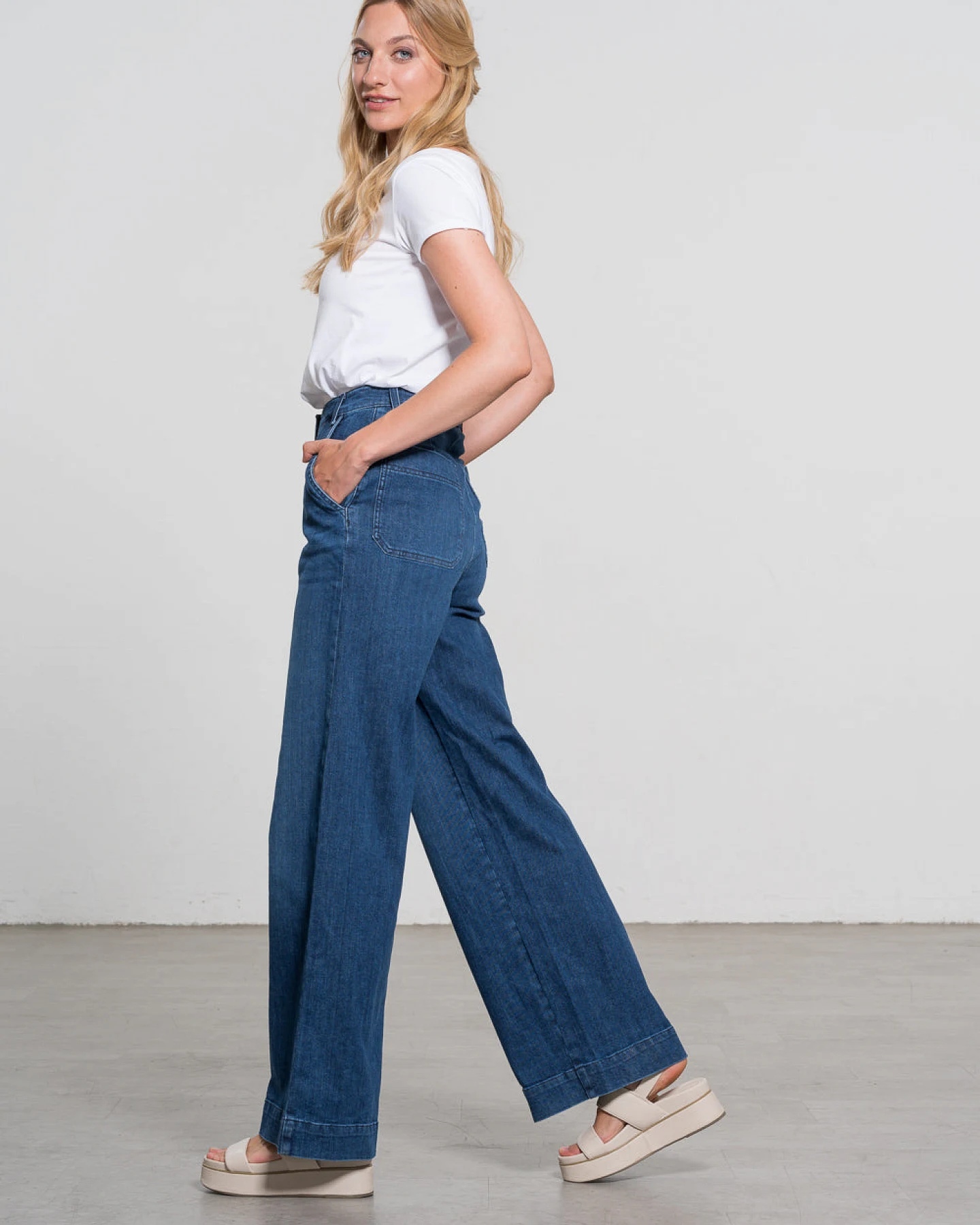 Feuervogl Damen vegan Jeans Hyperflex Middle Blue – Ansicht 2