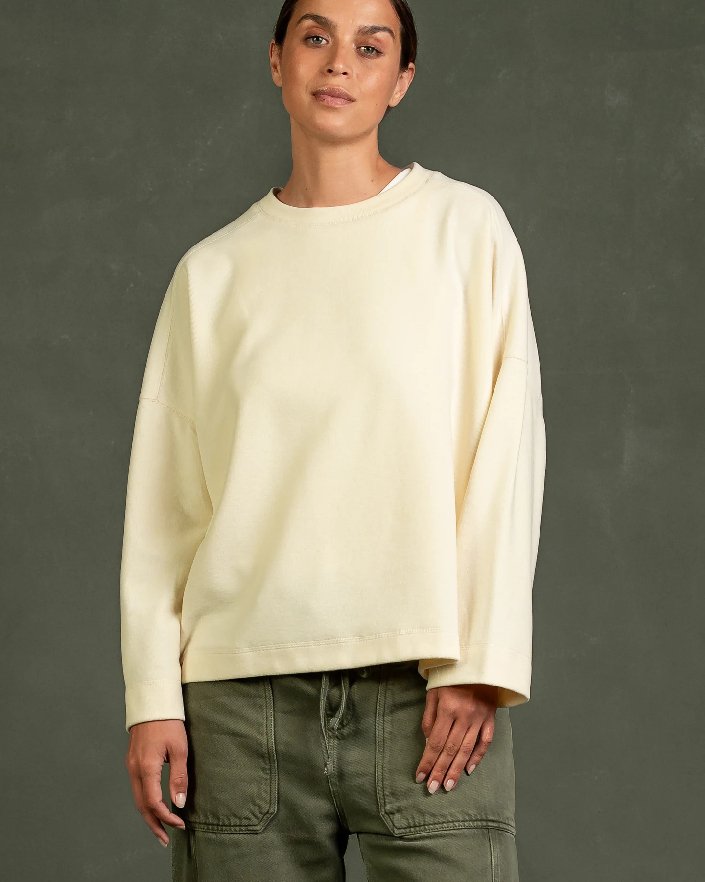 Kuyichi Damen vegan Langarmshirt Hadley Hellgelb – Ansicht 2