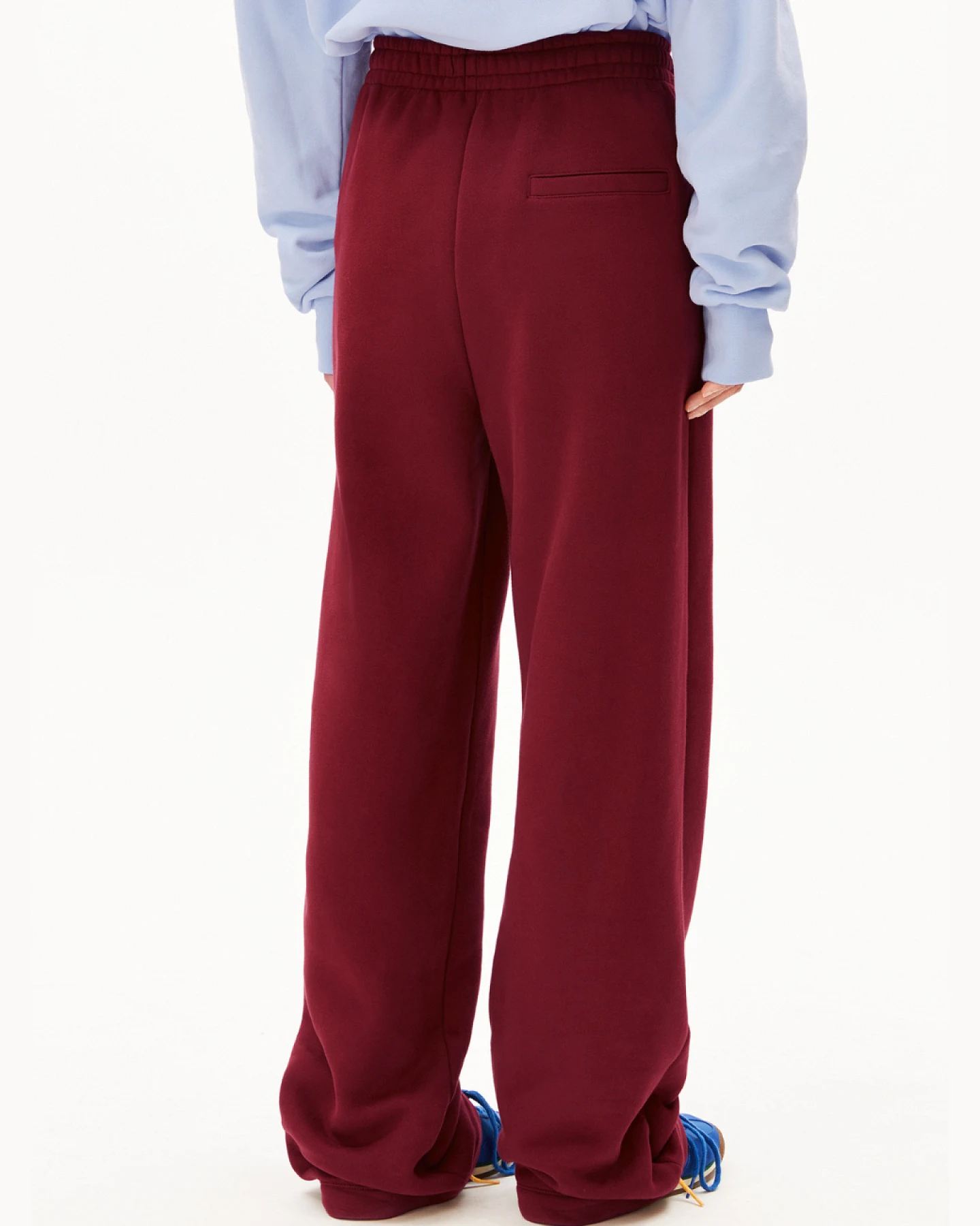 Armedangels ICONIC Å IVAARA Sweatpant Velvet Red L – Ansicht 4