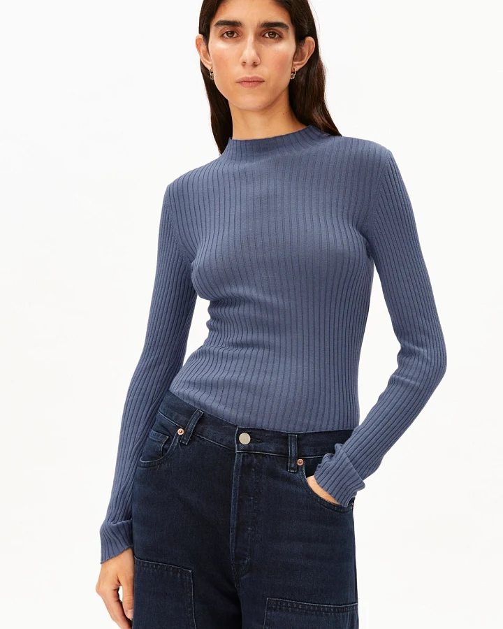 Blau