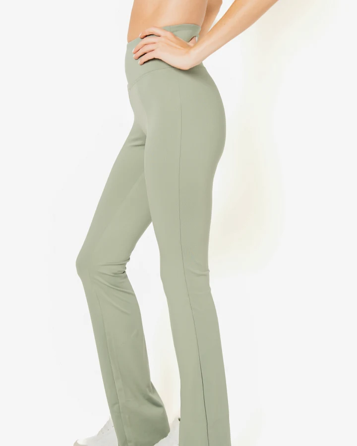 SEAAV Damen vegan Leggings Ausgeschnitten Bootcut Dusty Sage Green