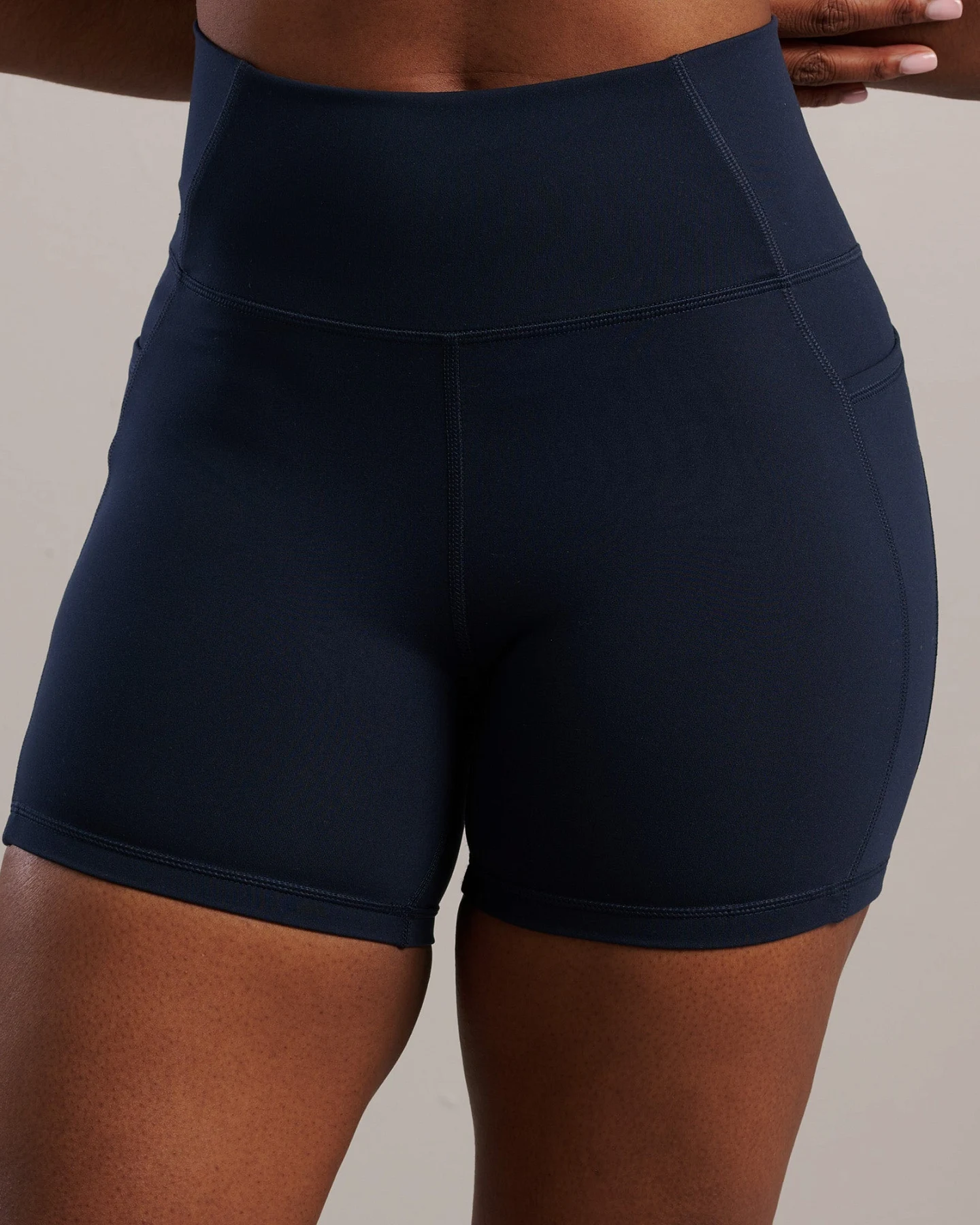 SEAAV Damen vegan Shorts Biker 5" Mit Taschen Mitternachtsblau – Ansicht 2