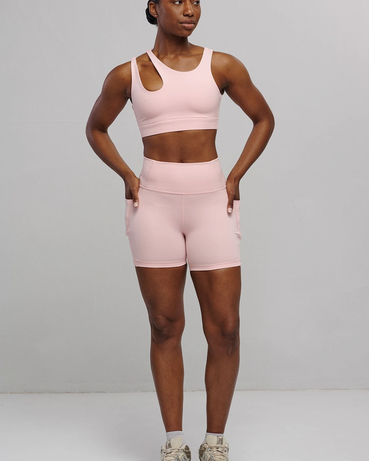 SEAAV Damen vegan Sport Bh Ausschnitt Erdbeer Creme – Ansicht 2