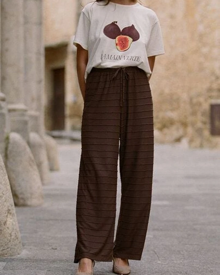 Nénés Hose Mathilde