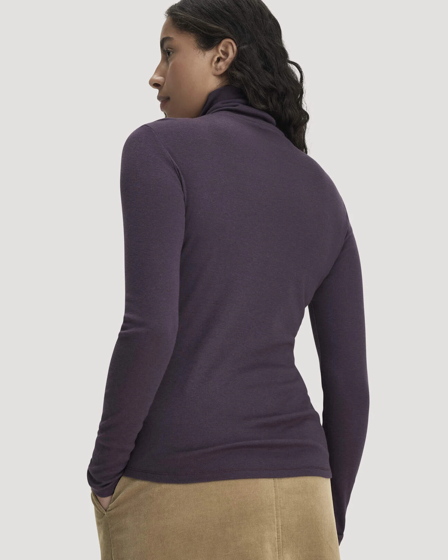 hessnatur Damen Softrib Longsleeve Fitted aus Bio-Baumwolle und TENCEL™ Modal - lila - Größe 38 – Ansicht 3