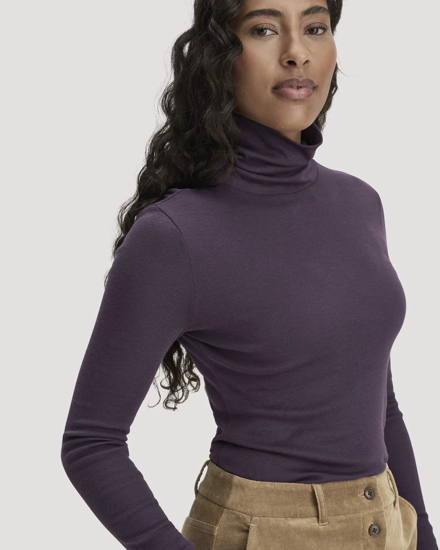hessnatur Damen Softrib Longsleeve Fitted aus Bio-Baumwolle und TENCEL™ Modal - lila - Größe 38 – Ansicht 4
