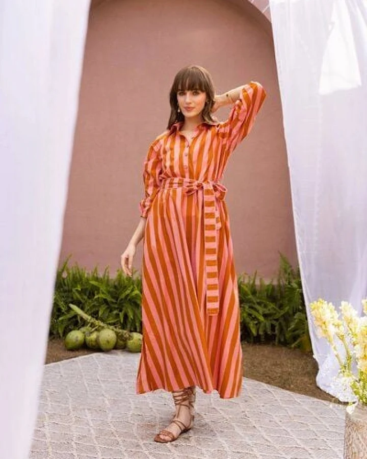 Haus of Namaste Gestreiftes Midi-Kleid aus Bio-Baumwolle mit Gürtel & Taschen