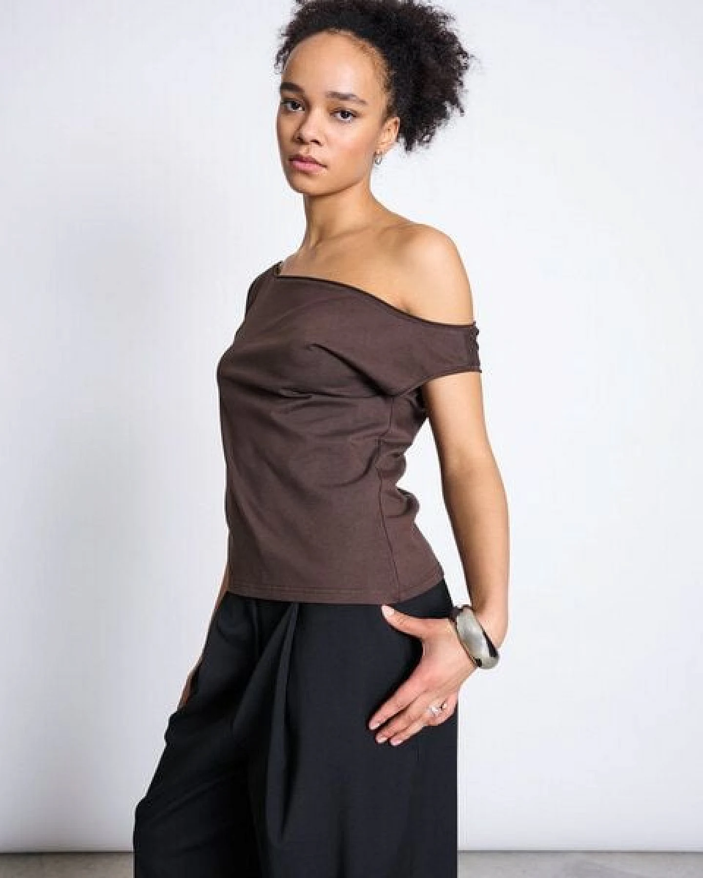 JAN 'N JUNE Off-Shoulder Top IVEN – Ansicht 4