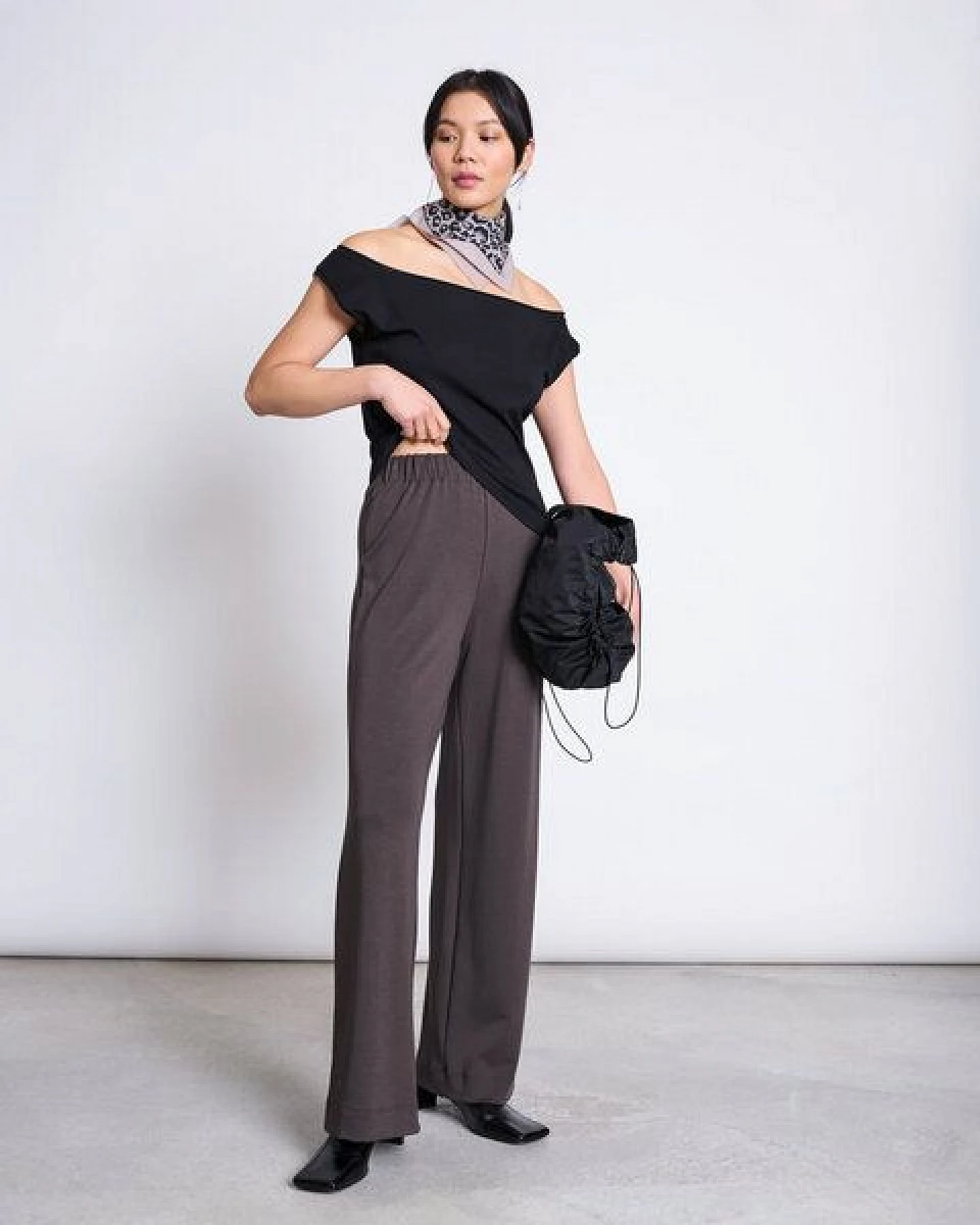 JAN 'N JUNE Off-Shoulder Top IVEN – Ansicht 2