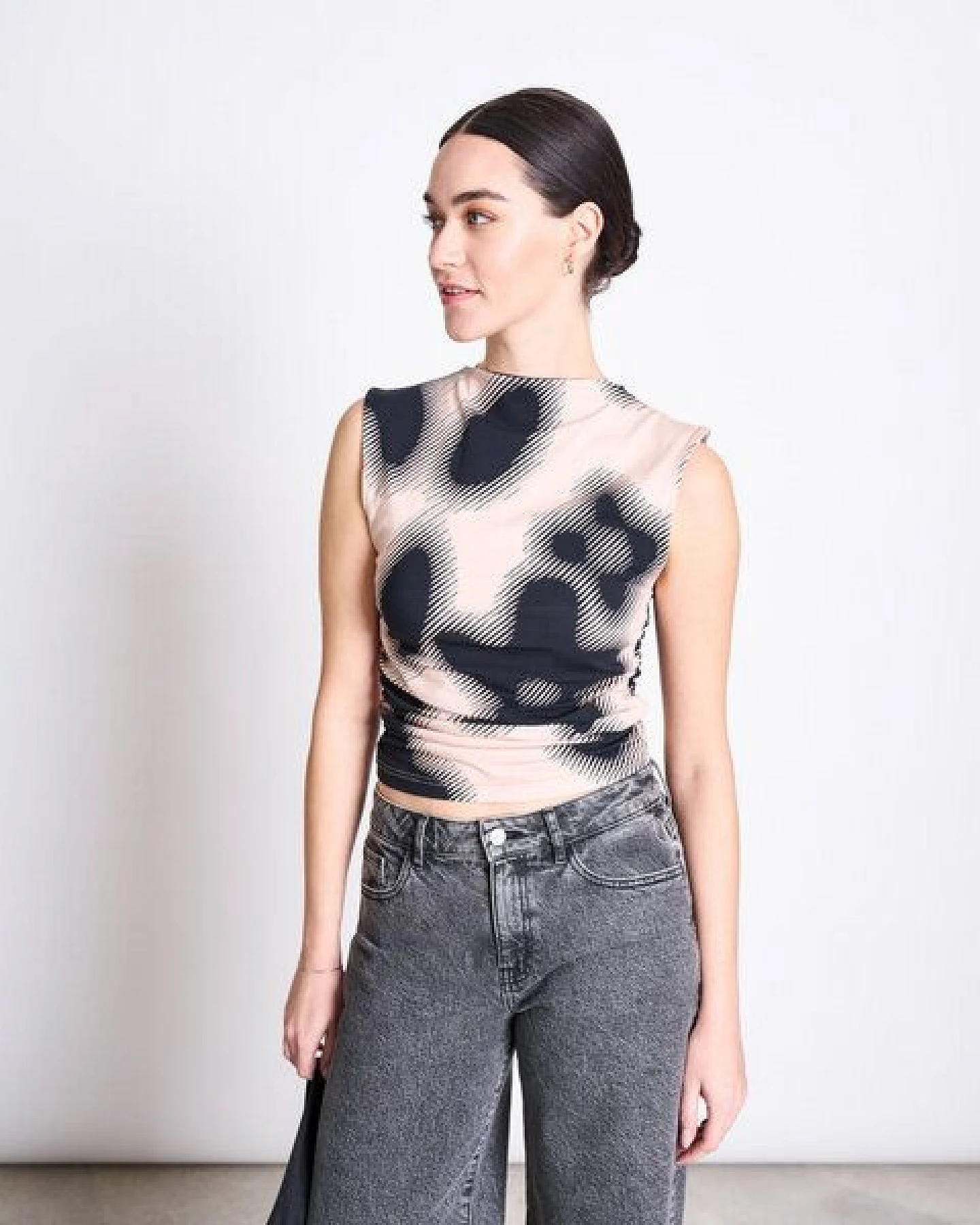 JAN N JUNE RUFFLE TOP RAFO DIGITAL FLOWER PRINT GOTS – Ansicht 3