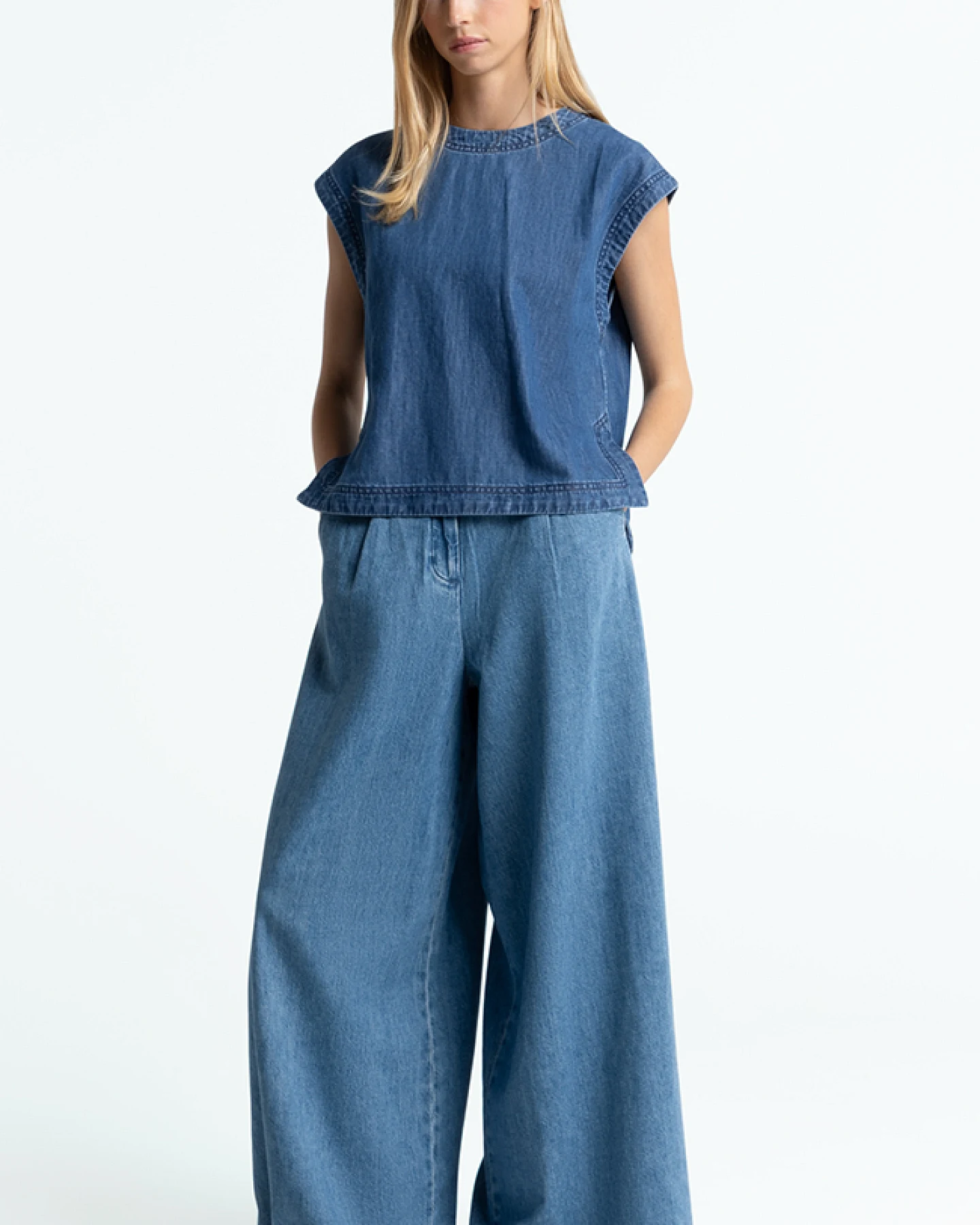 Kings of Indigo Damen vegan Jeans Elsa Hopcete Electric Clean Blau – Ansicht 2
