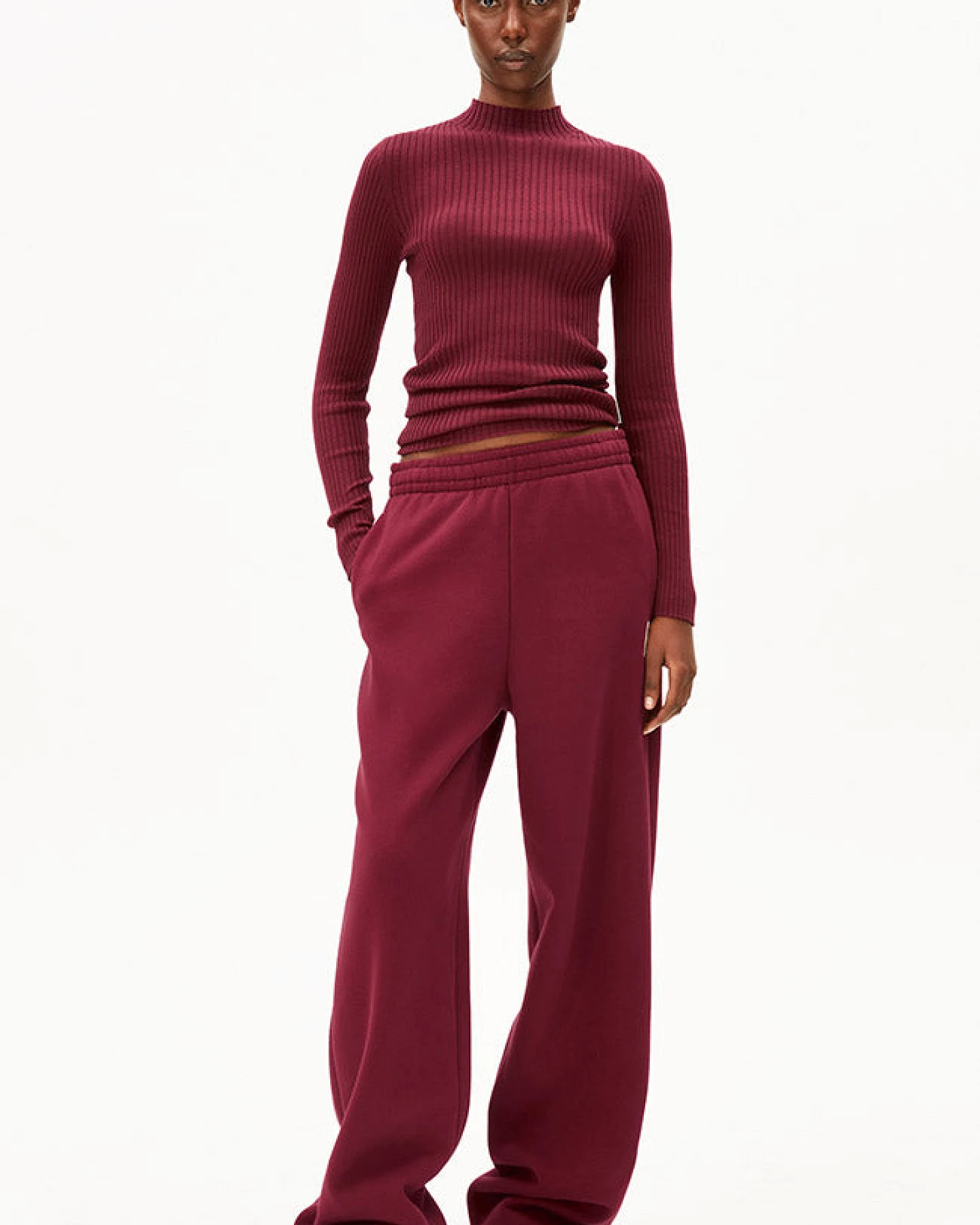 ARMEDANGELS Damen vegan Rollkragentop Alaania Velvet Red – Ansicht 2