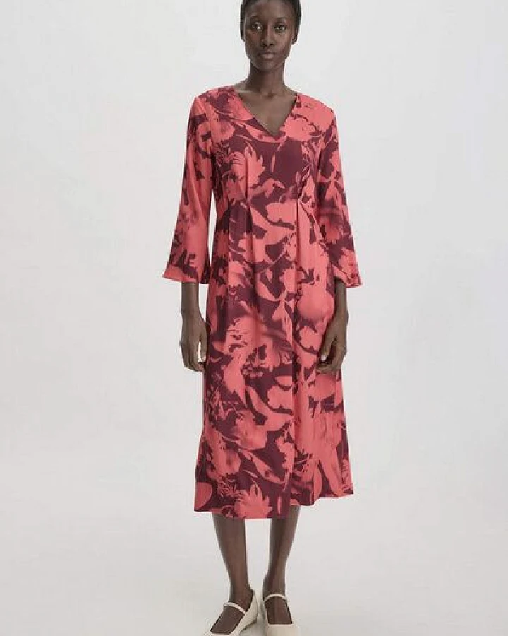 hessnatur Print Kleid Midi Relaxed aus reiner LENZING ECOVERO Viskose
