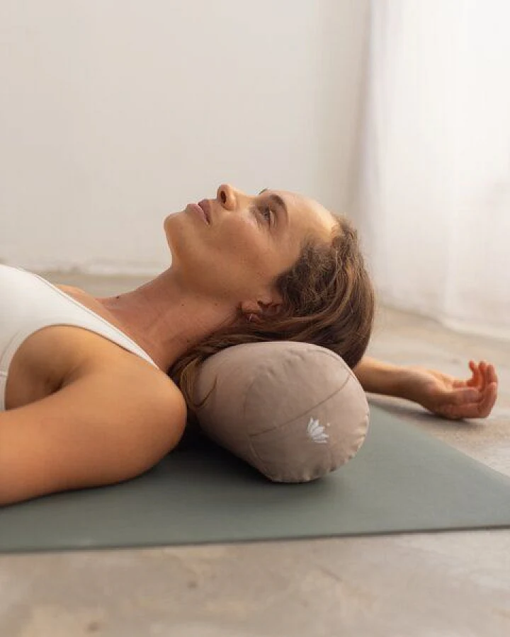 Lotuscrafts Yoga Mini-Rolle (Nackenrolle) Ø12cm