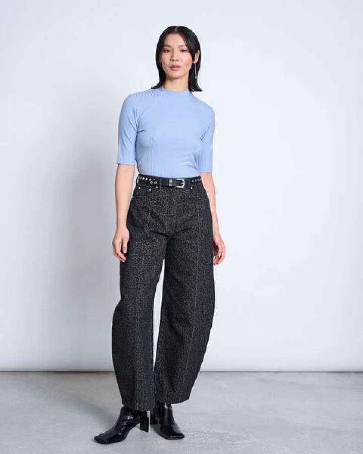 Blau