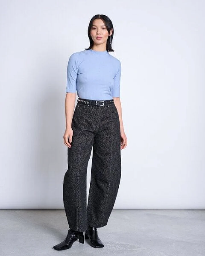 Blau