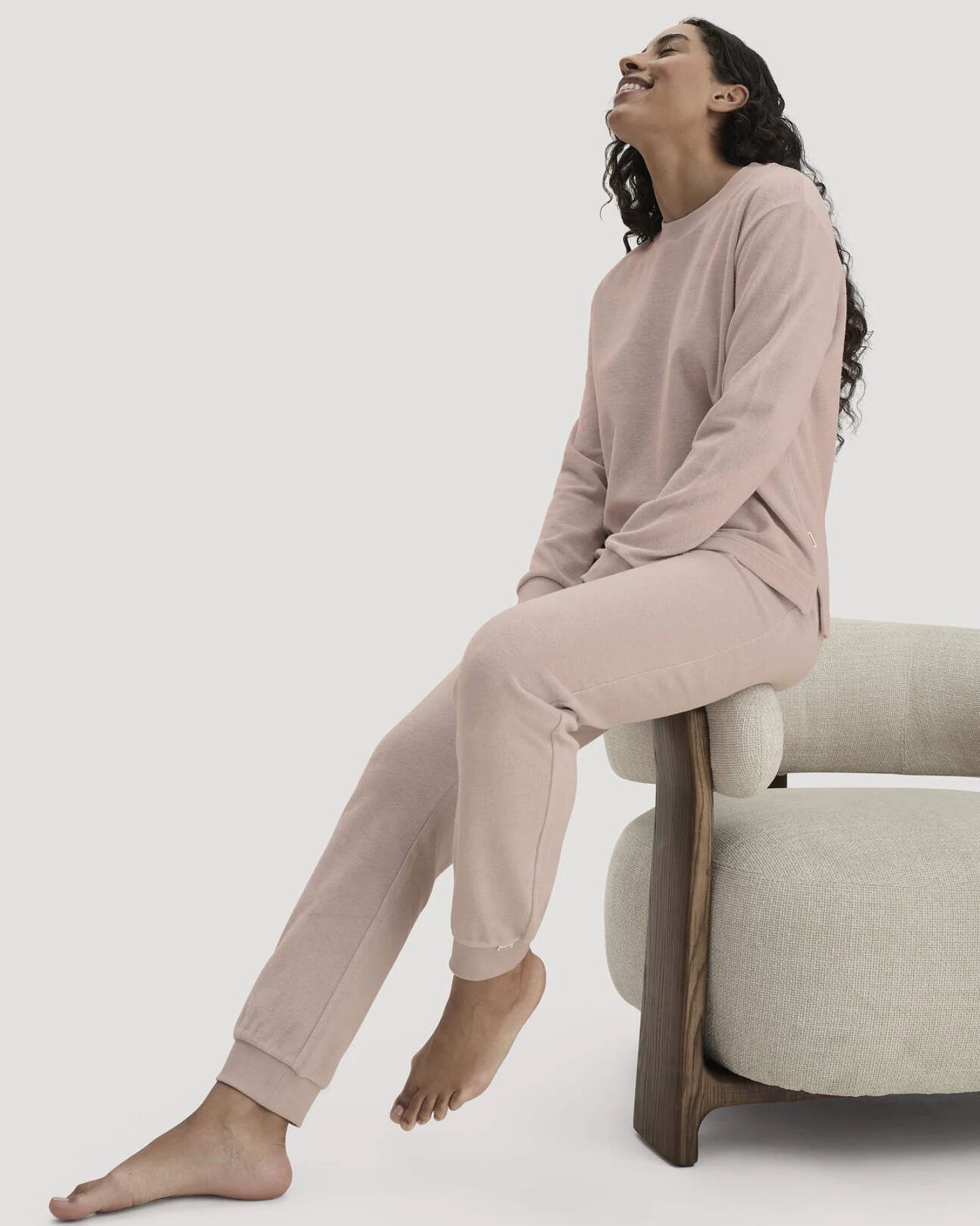 hessnatur Damen Frottee Loungehose PURE COTTON aus Bio-Baumwolle - rosa - Größe 44 – Ansicht 3