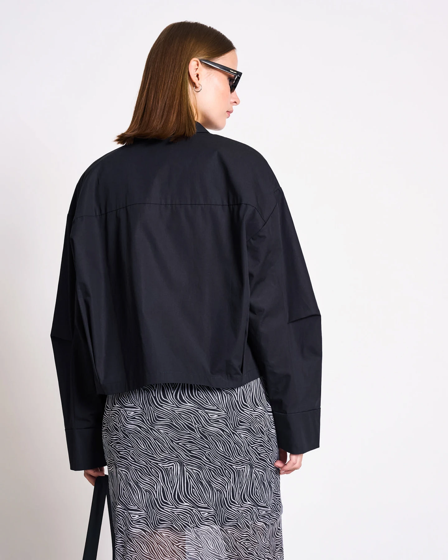 JAN 'N JUNE Damen vegan Hemdjacke Papilio Schwarz – Ansicht 2