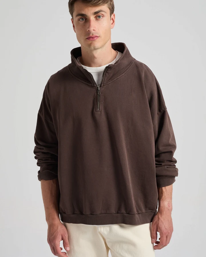 Trendsplant Herren vegan Sweatshirt Axis Super Heavy Mit Viertelreißverschluss, Farbe „coffee Bean“
