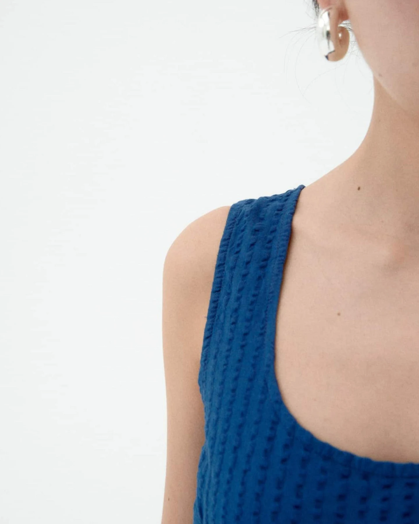 Jumpsuit Raflesia Seersucker Blau – Ansicht 4
